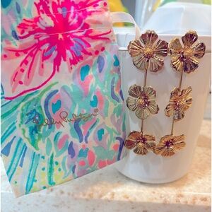 Lilly Pulitzer Beach Bloom Earrings